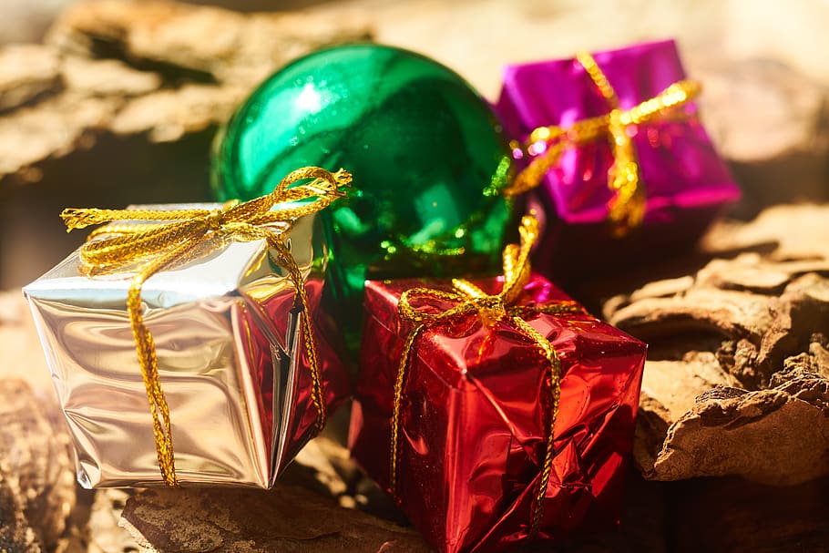 new year, gift, package, christmas, decoration, packaged, surprise HD wallpaper