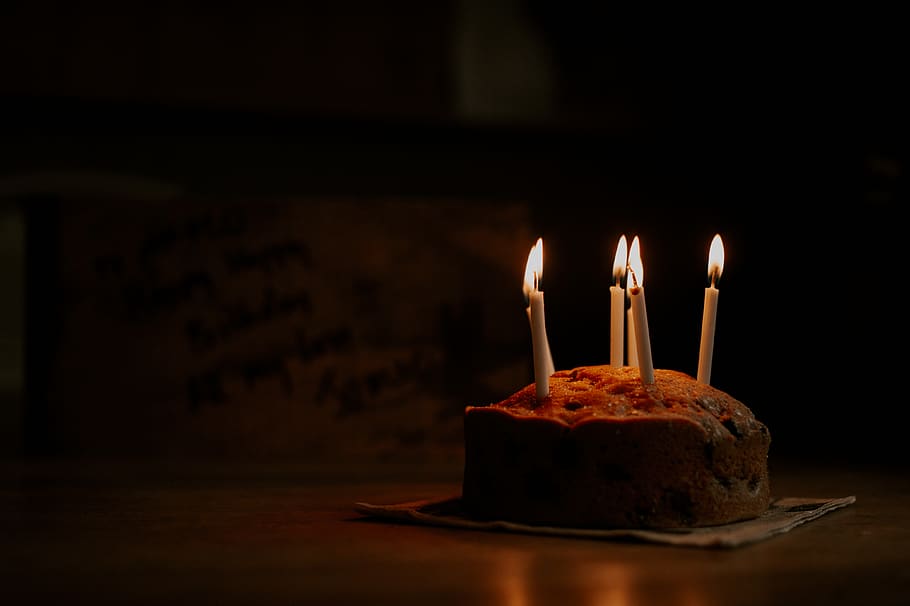 Cake With Lighted Candles, baked, birthday, blur, candlelight HD wallpaper