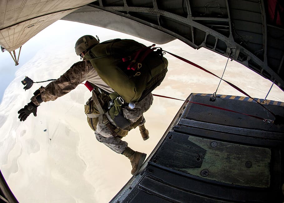 sky, diving, diver, skydiving, sport, activity, thrill, human HD wallpaper