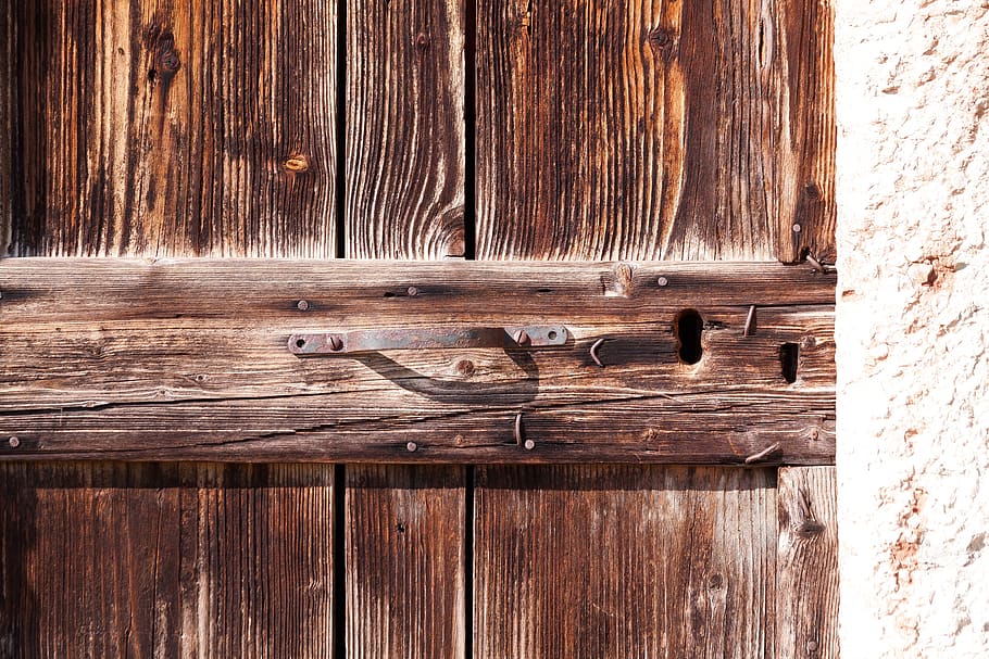 Brown Wooden Door, carpentry, construction, dirty, handle, hardwood HD wallpaper