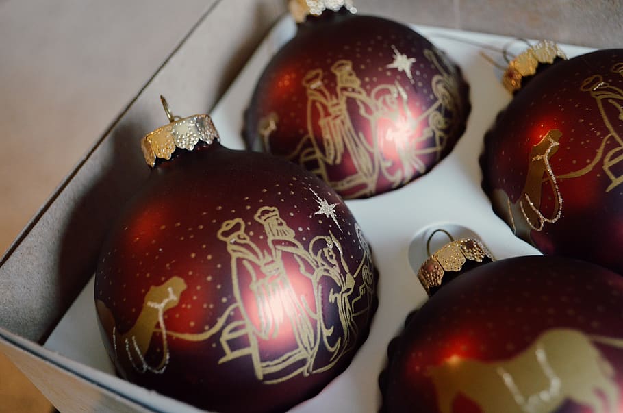 christmas, tree, ball, red, gold, decoration, nativity, holiday HD wallpaper