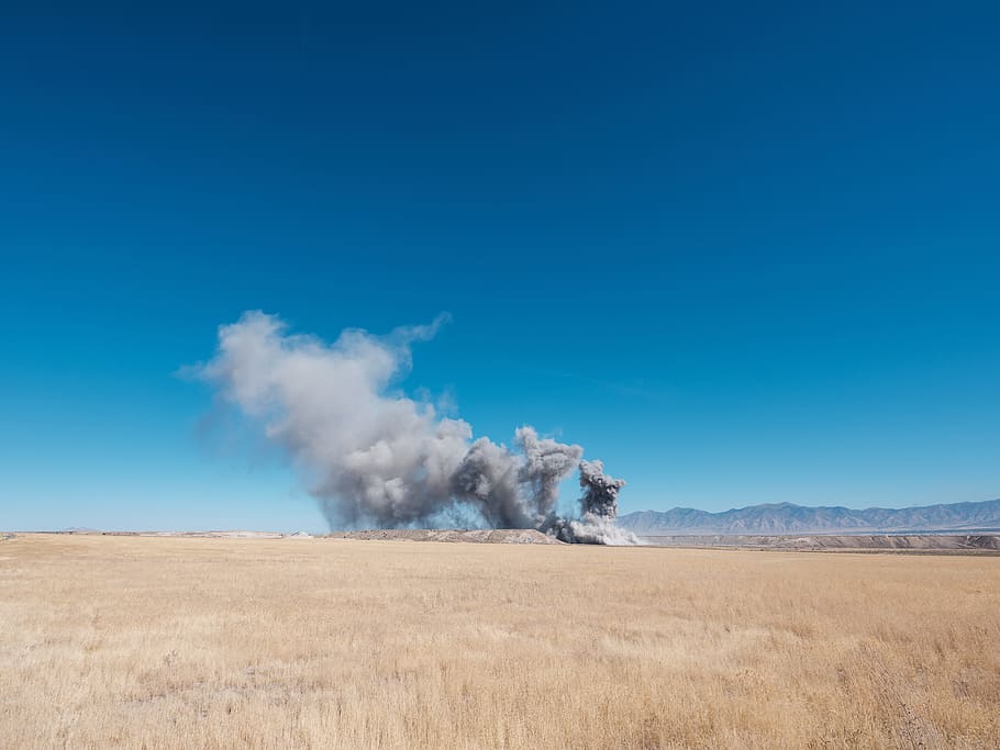 smoke - physical structure, sky, environment, blue, copy space HD wallpaper
