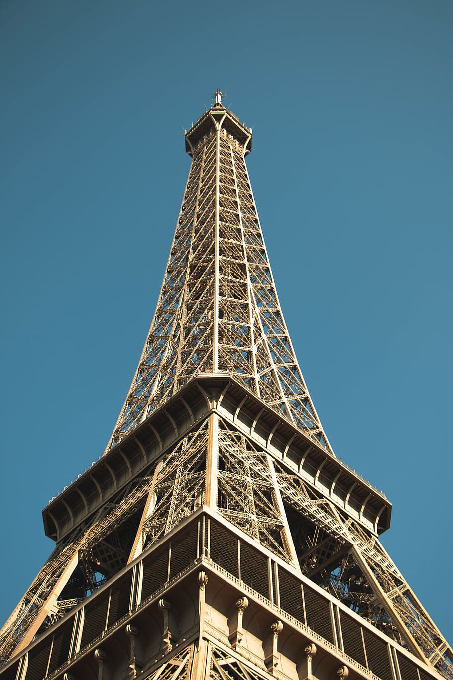 Eiffel tower, architecture, built structure, low angle view, tall - high HD wallpaper