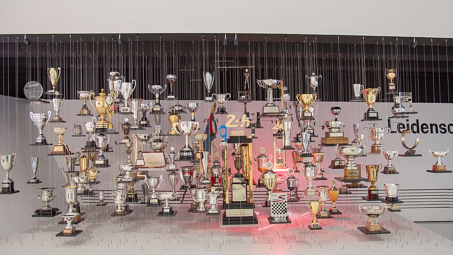 trophy lot, indoors, interior design, museum, figurine, shop HD wallpaper