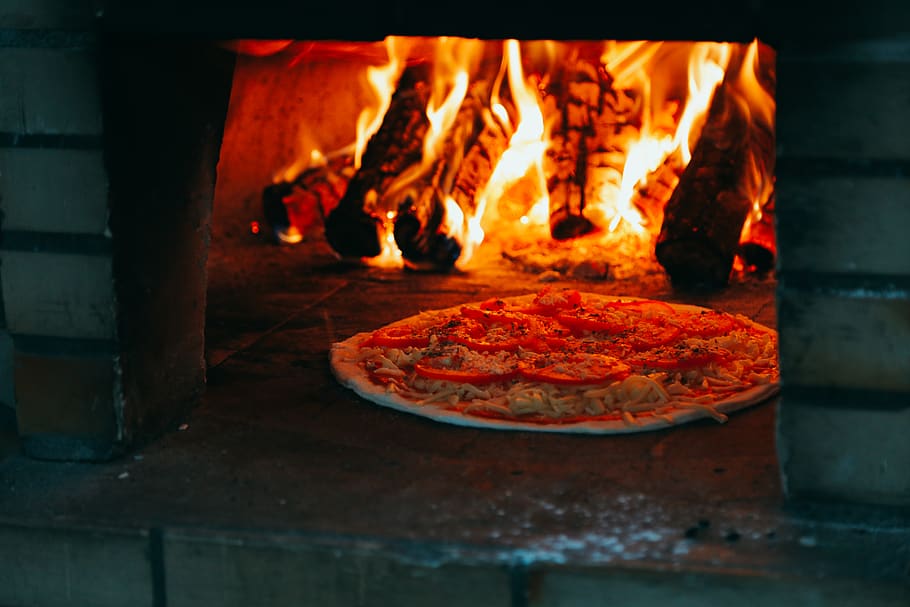 Pizza In Oven, bonfire, furnace, heat, hot, burning, flame, fire - natural phenomenon, HD wallpaper