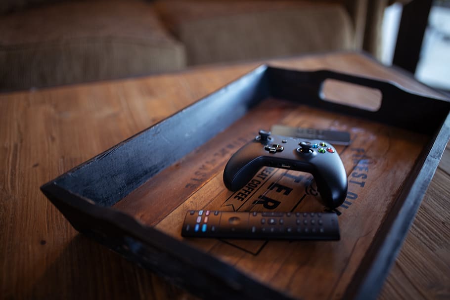 Black Controller On Tray, game controller, table, wood - material HD wallpaper