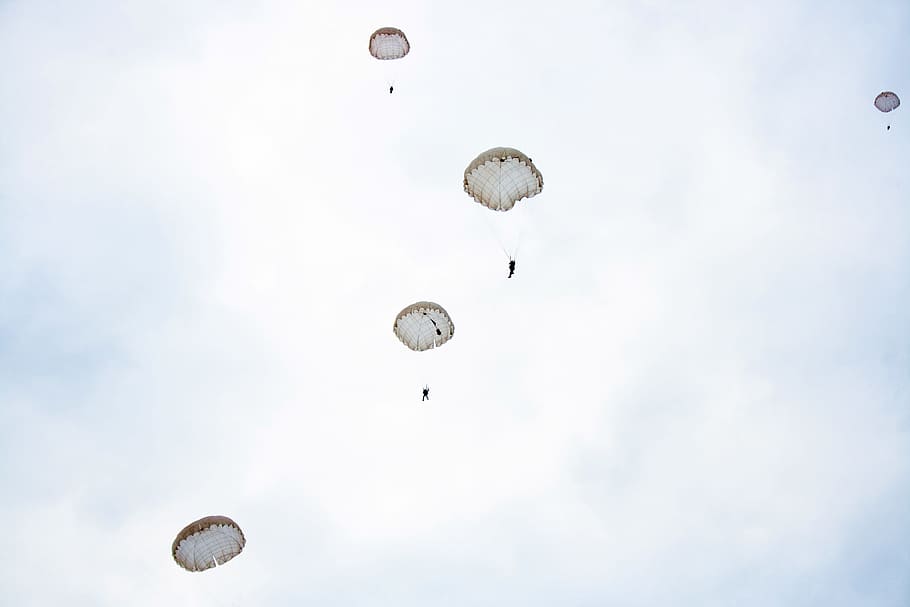 skydivers, skydiving, sport, blue, extreme, falling, fly, flyer HD wallpaper
