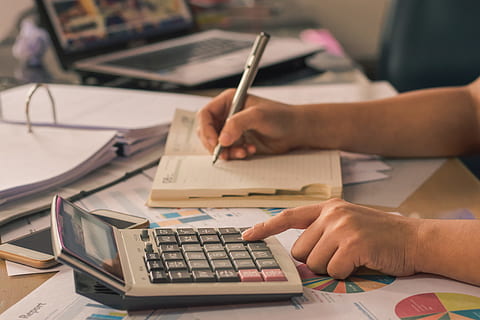 calculator, calendar, data, analytics, books, accounts, sum HD wallpaper