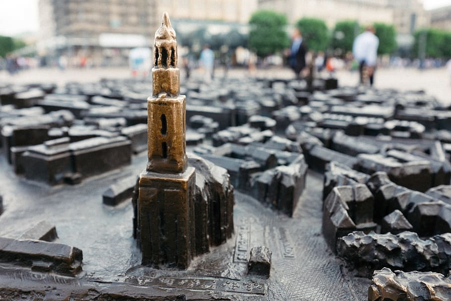 St Michaelis Church small bronze model in Hamburg, 3d, ad, background HD wallpaper