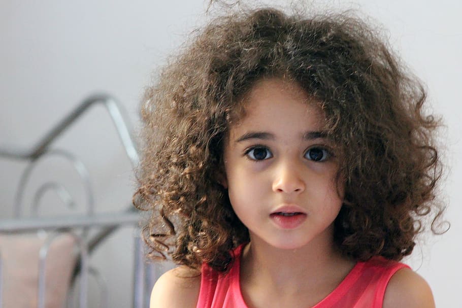 HD wallpaper: tunisia, portrait, childhood, headshot, curly hair, girls,  women | Wallpaper Flare