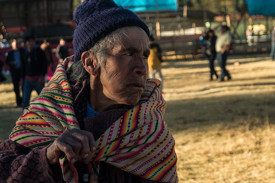 light, shadows, portrait, look, peru, peruvian woman, courage HD wallpaper