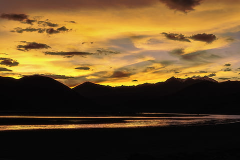 pangong tso, cloud - sky, sunset, beauty in nature, water, mountain HD wallpaper