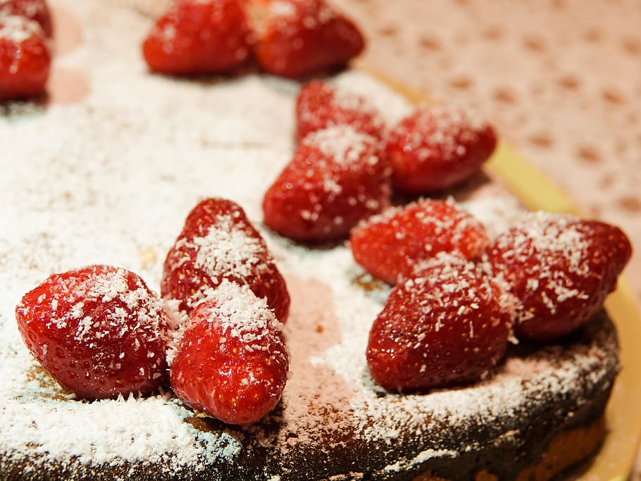 cake, pie, pasty, berry, tart, strawberry, tasty, red, food HD wallpaper