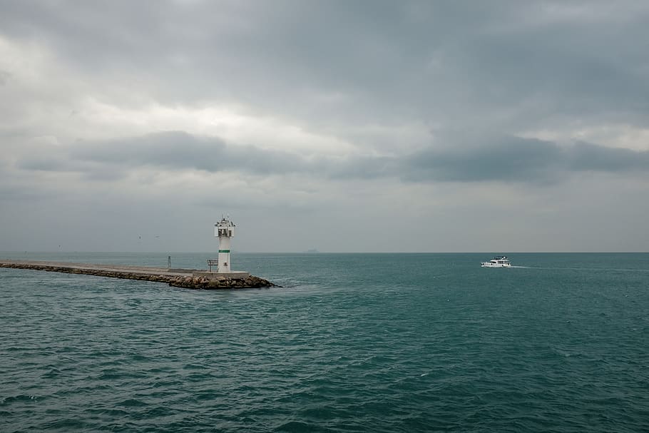 boat near lighthouse, architecture, building, sea, tower, water HD wallpaper