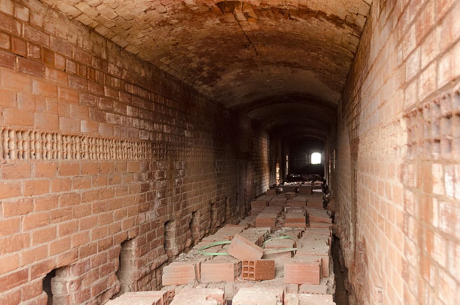 brick, crypt, dungeon, bunker, building, corridor, tunnel, path HD wallpaper