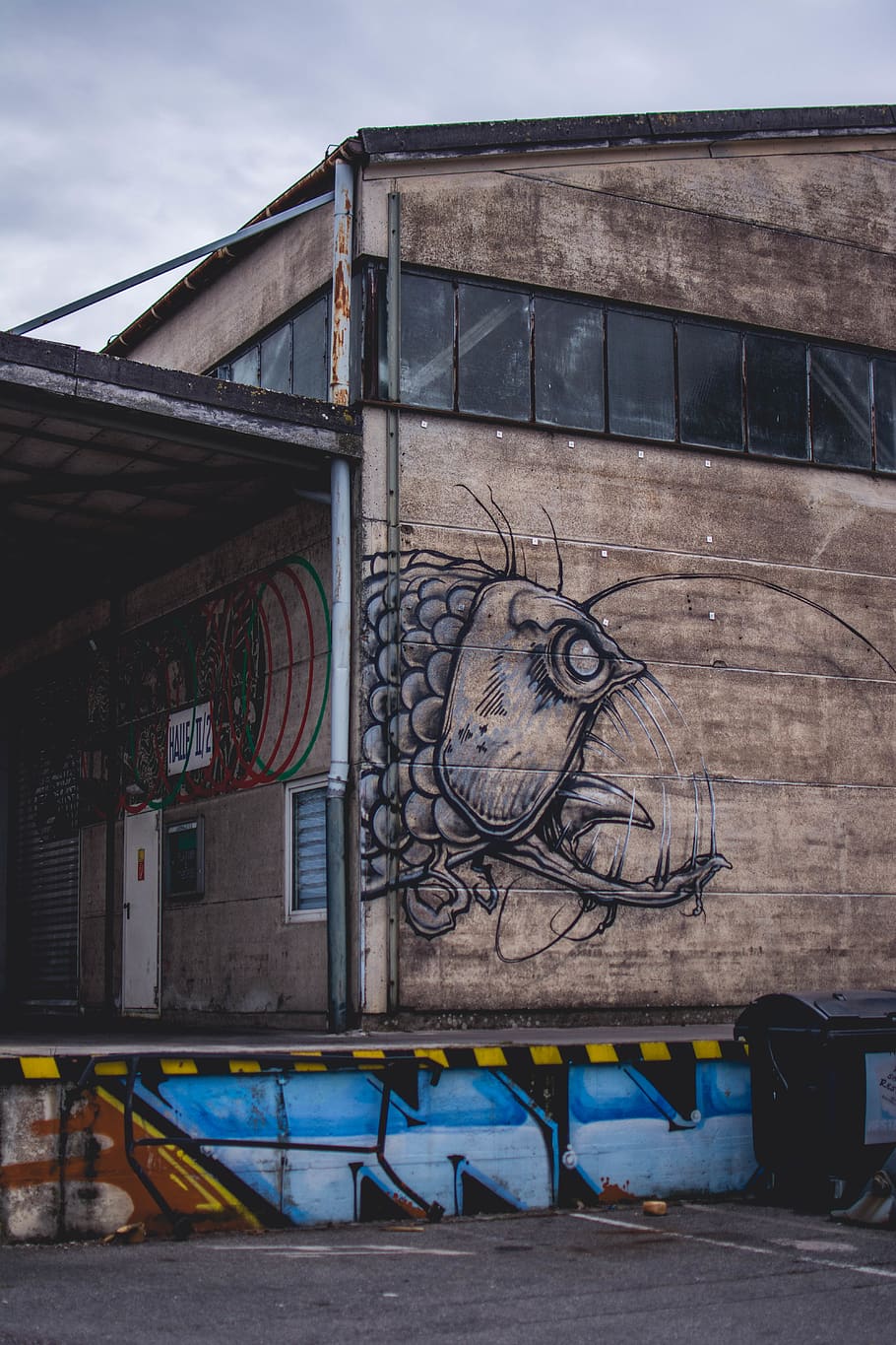 Closed Brown Building With Monster Fish Graffiti Photography, HD wallpaper