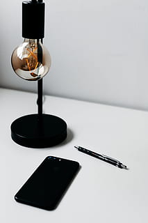 All Black, desk, edison bulb, iphone, lamp, pen, smartphone, office HD wallpaper