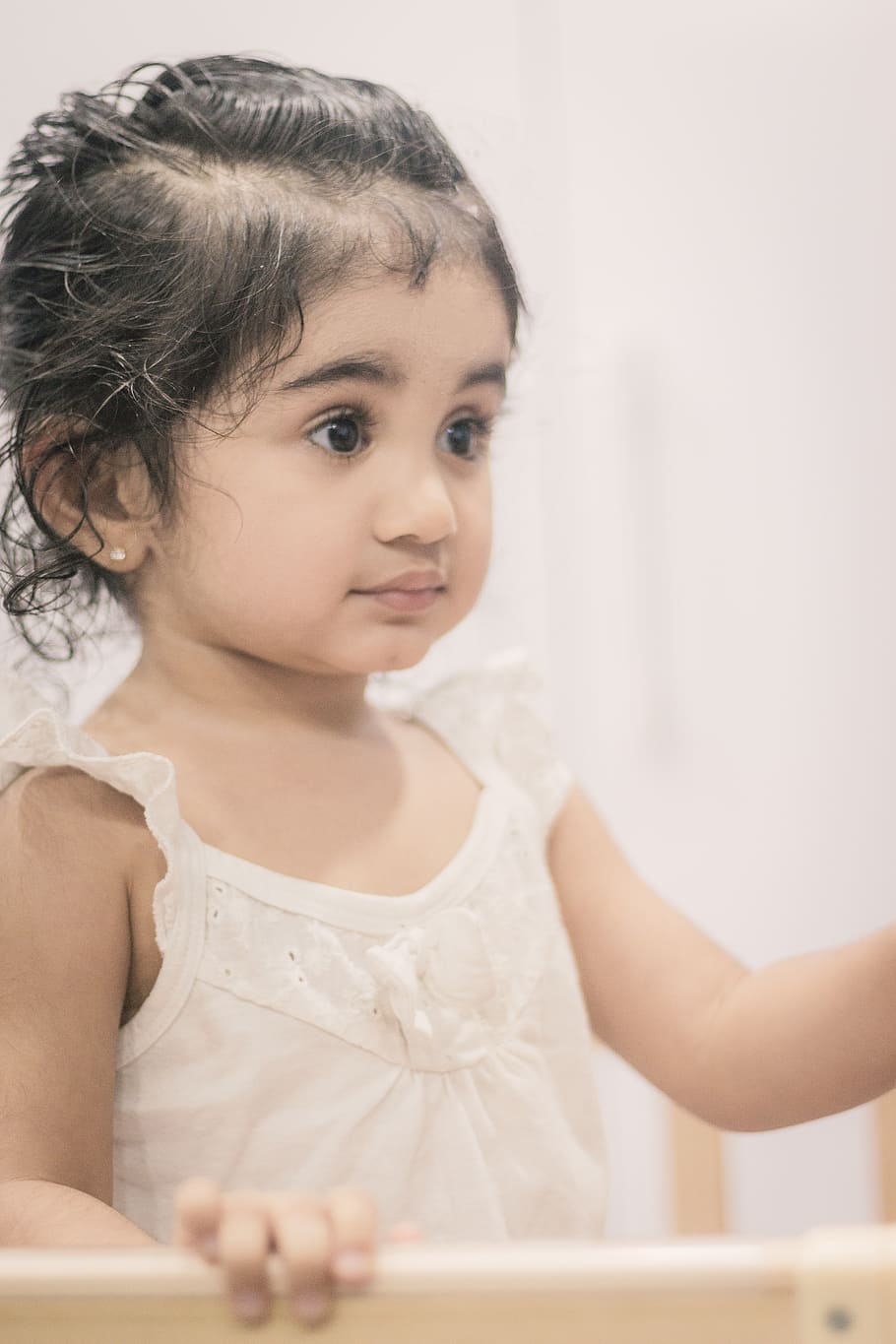 childhood, girls, women, innocence, females, indoors, front view HD wallpaper