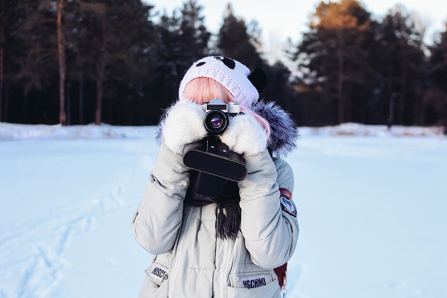 white, pink, forest, sunset, retro, camera, snow, lake, girl HD wallpaper