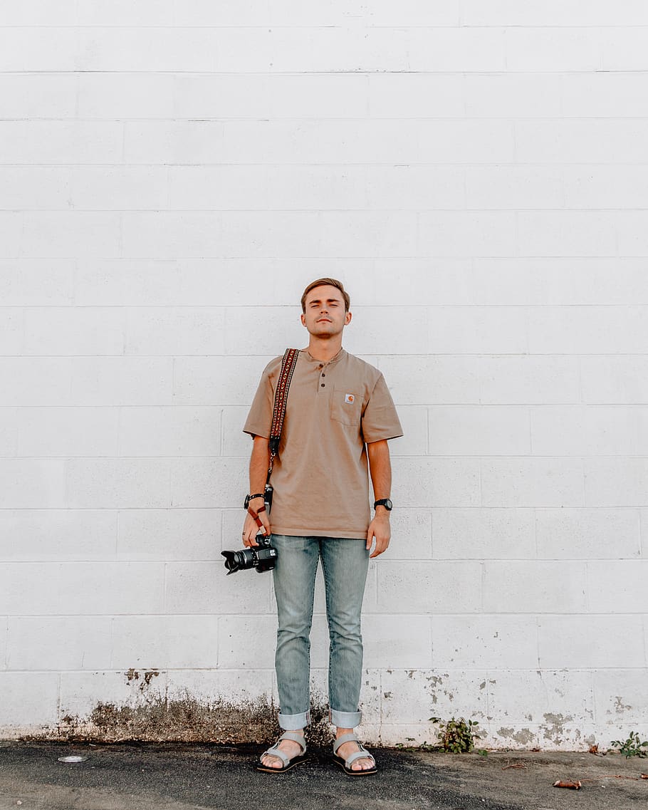 man holding camera, full length, one person, front view, standing HD wallpaper