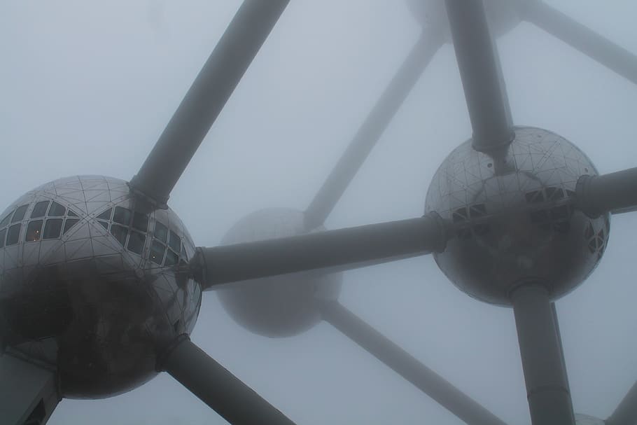 belgium, bruxelles, atomium, fog, grey, gray, space, funky, HD wallpaper