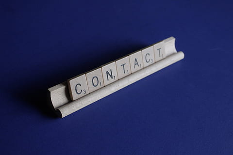 Contact scrable, game, letters, emblem, desk, blue, minimal, communication HD wallpaper