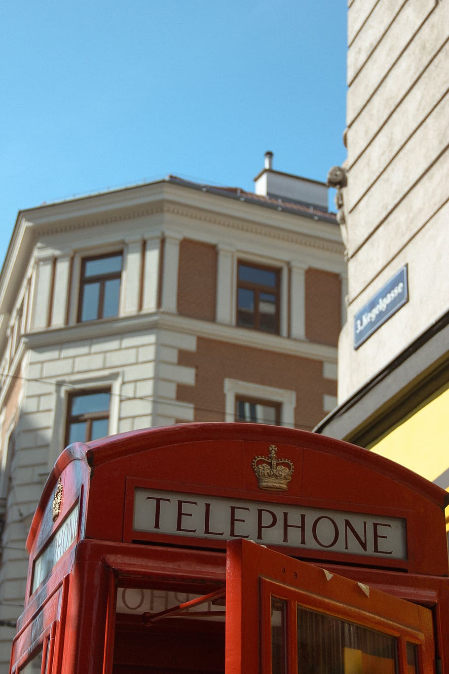 london, red, phone, travel, british, bright, blue, city, sky, HD wallpaper