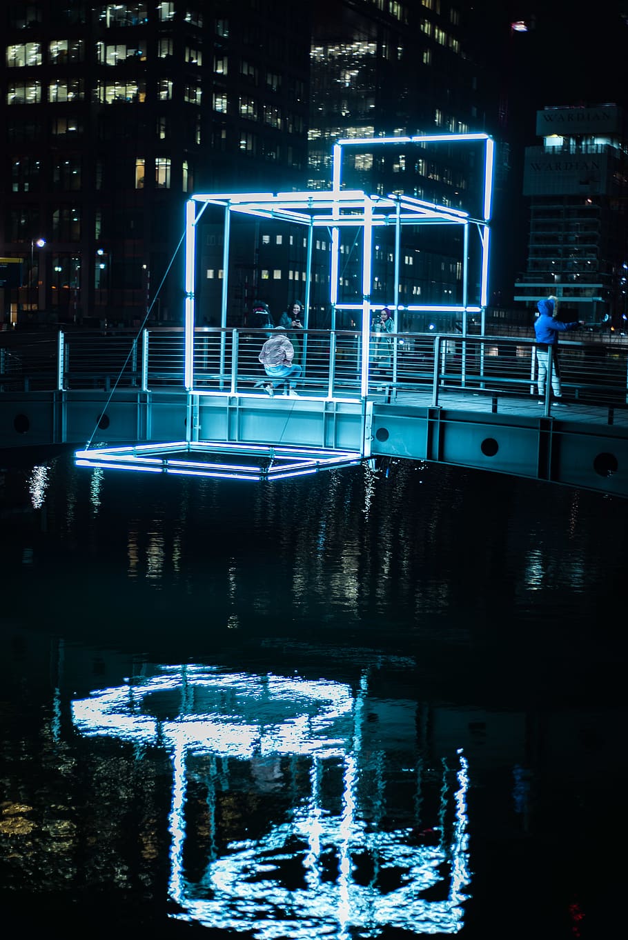 lighted building frame, united kingdom, london, canary wharf HD wallpaper