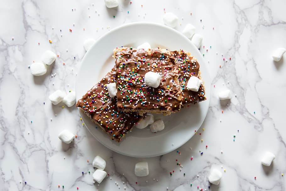 A plate with snacks., dessert, kid friendly, recipe, katherine chase HD wallpaper