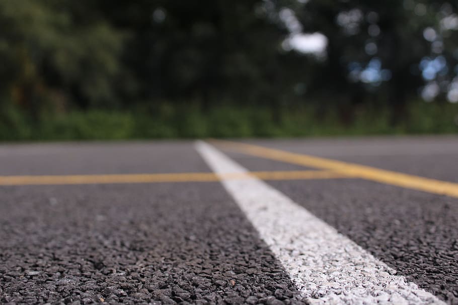 close up, activity, game white, yellow, ground, across, lines HD wallpaper