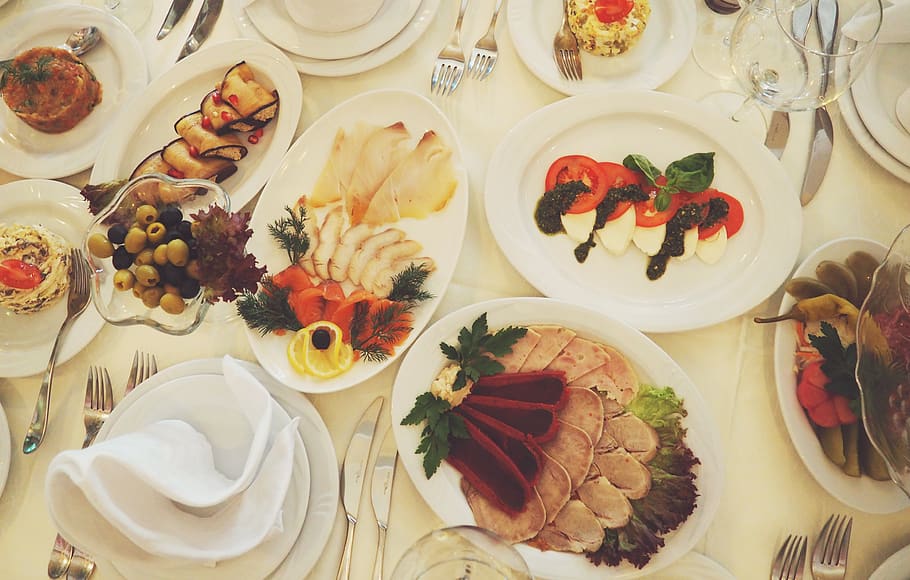 food, table, meat, fish, plate, glass, snack, bite, lunch, restaurant HD wallpaper
