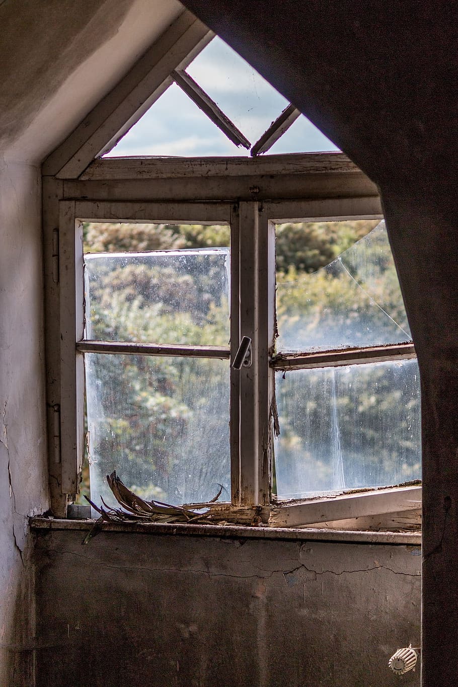 window, broken, construction, architecture, urban, design, light HD wallpaper