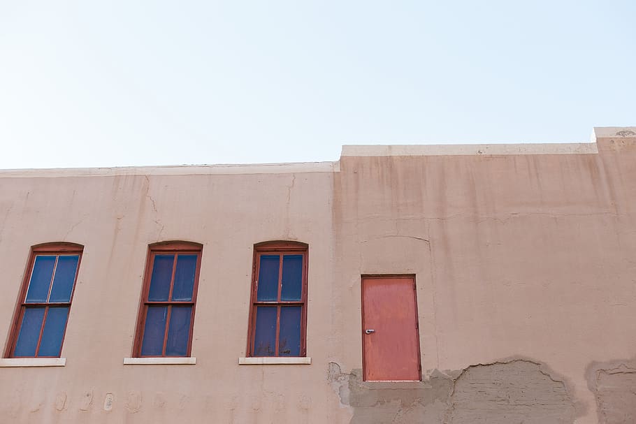 building, orange, windows, architechture, beaumont, texas, door HD wallpaper