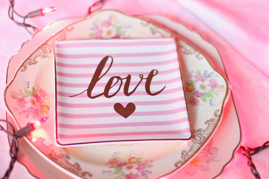 White and Pink Ceramic Plate, bright, design, heart, love, text HD wallpaper