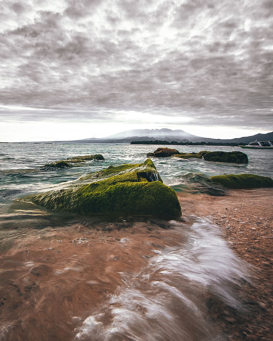 Beach Line Under Gray Clouds, boulders, cloudy sky, dawn, evening HD wallpaper