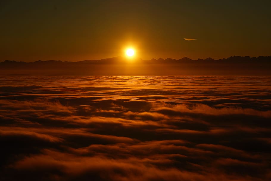 Scenic View of Dramatic Sky during Sunset, backlit, clouds, dawn HD wallpaper