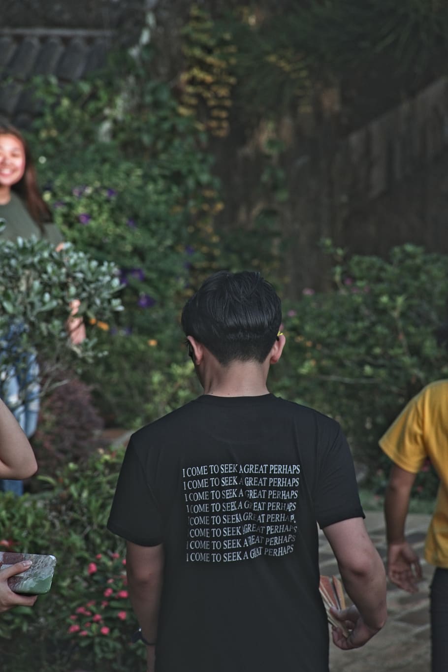 person, back, tshirt, real people, group of people, lifestyles HD wallpaper