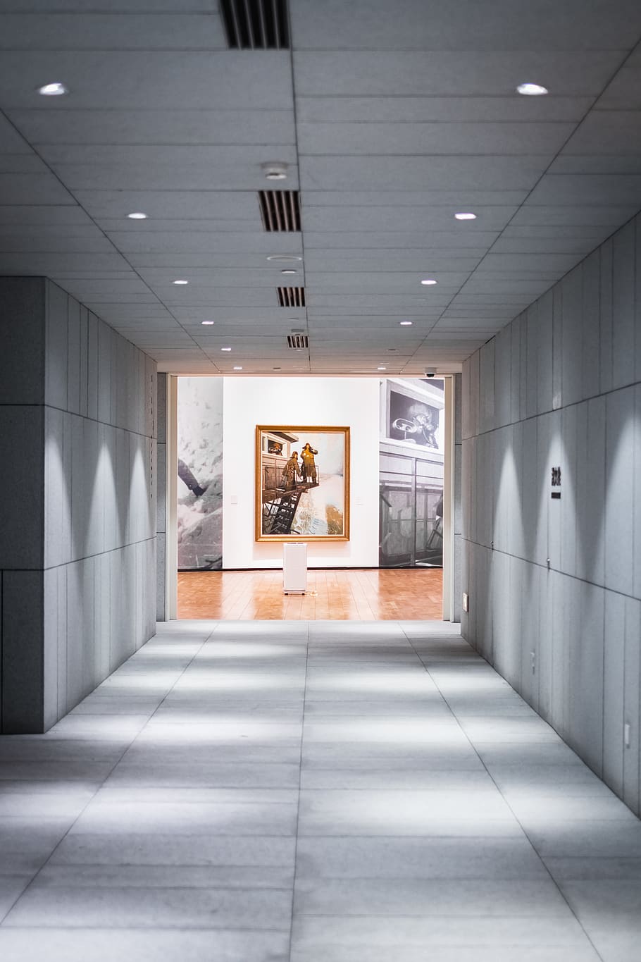 corridor, flooring, art, art gallery, lighting, lobby, room HD wallpaper