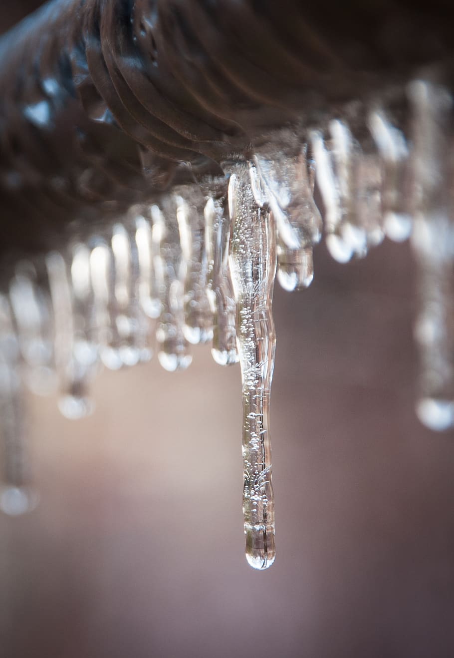 icicle, ice, winter, cold, frozen, frost, icy, water, the formation of ice HD wallpaper