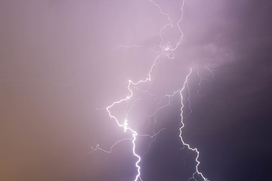 lightning strikes under cloudy storm, power in nature, cloud - sky HD wallpaper
