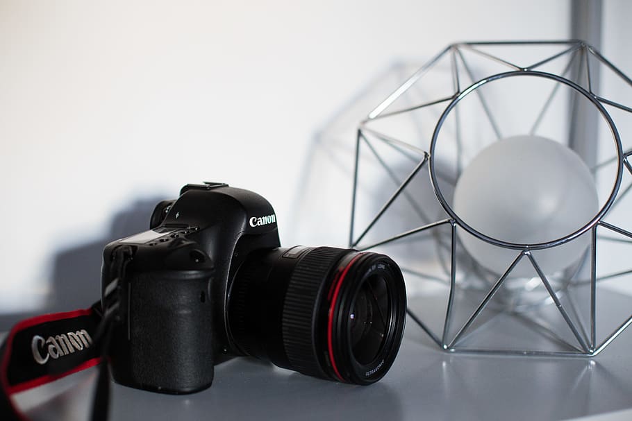 lamp, shelves, photography themes, camera - photographic equipment HD wallpaper