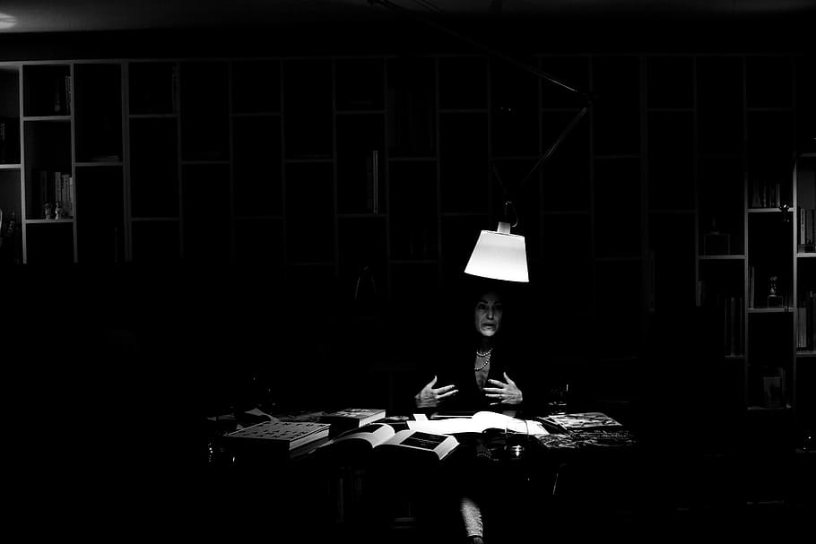 cecilia avedaño, arts, one person, book, publication, real people HD wallpaper