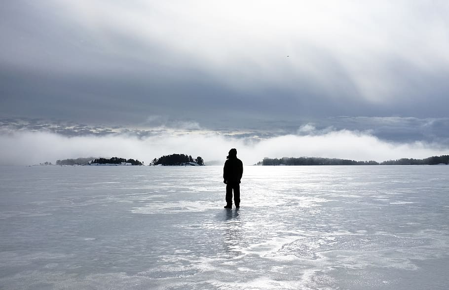 finland, helsinki, man, zing, cold, foggy, ice, sky, frozen HD wallpaper