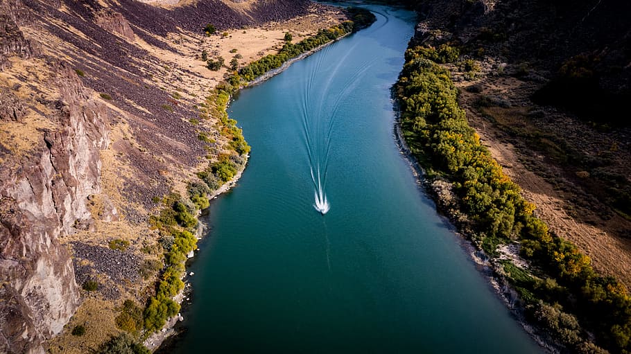 Aerial View of Boat on River Between Bushes, daylight, h2o, landscape HD wallpaper