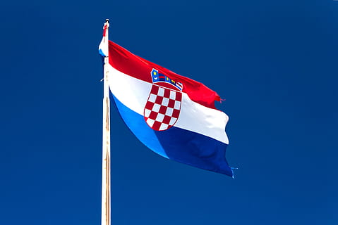 white, red, and blue flag in the pole, minimal, croatia, blue sky HD wallpaper
