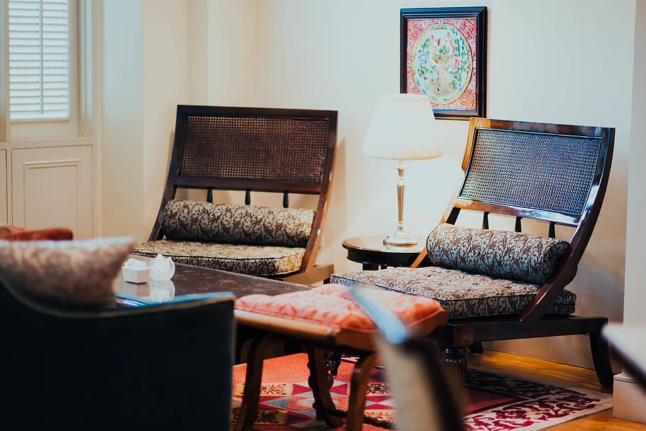 two empty chairs inside house, furniture, table lamp, indoors HD wallpaper