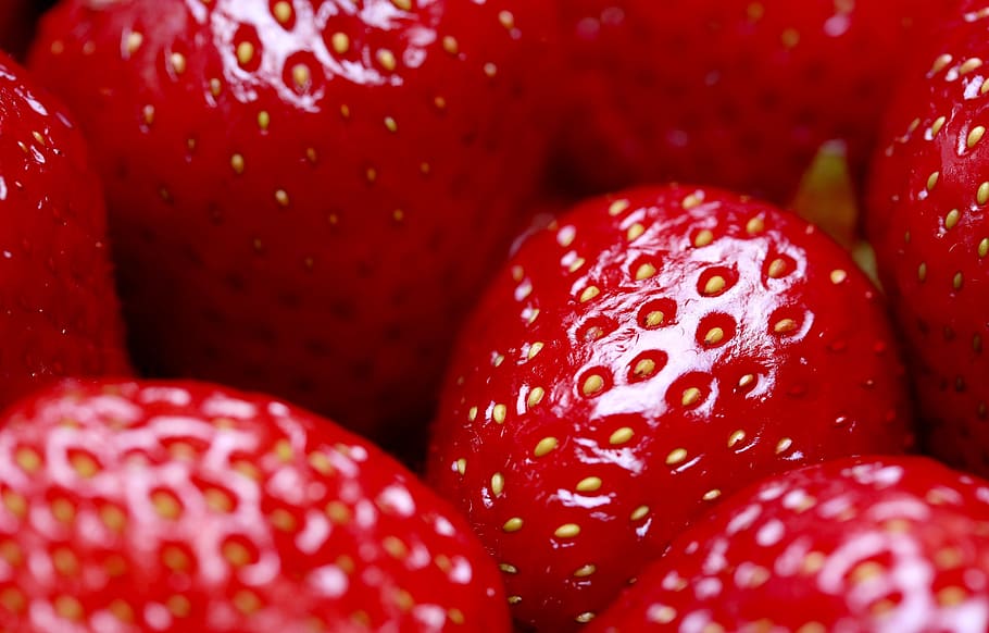 strawberries, fresh, background, red, berry, food, ripe, closeup HD wallpaper