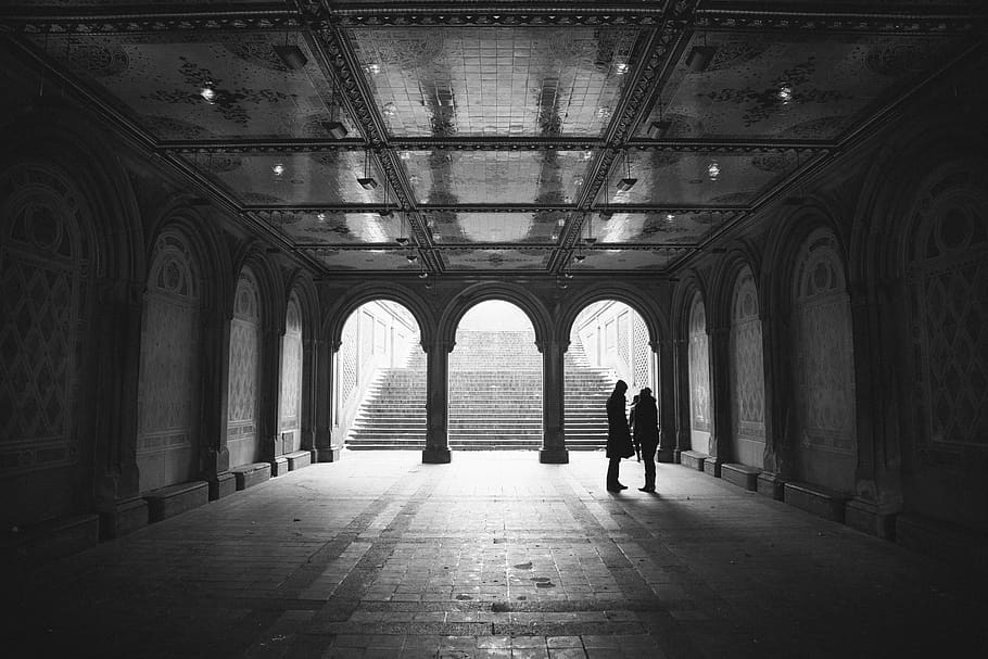 people, architecture, arches, cobblestone, black and white HD wallpaper