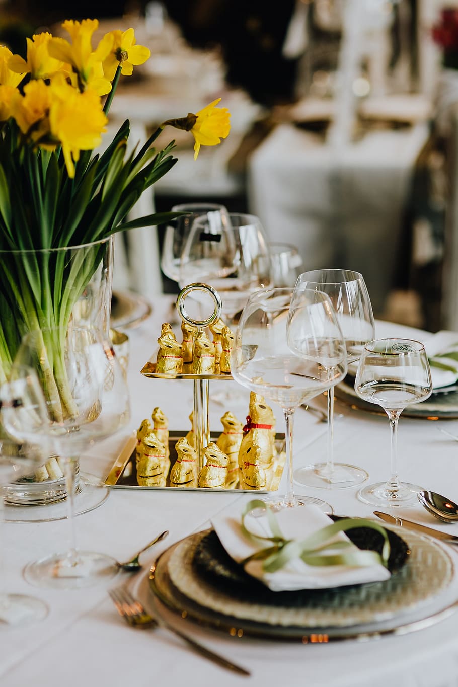 Golden Bunnies on the Tray, table, holidays, table set, chocolate HD wallpaper