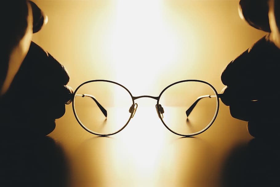 glasses, lights, silhouette, eyeglasses, headshot, indoors HD wallpaper